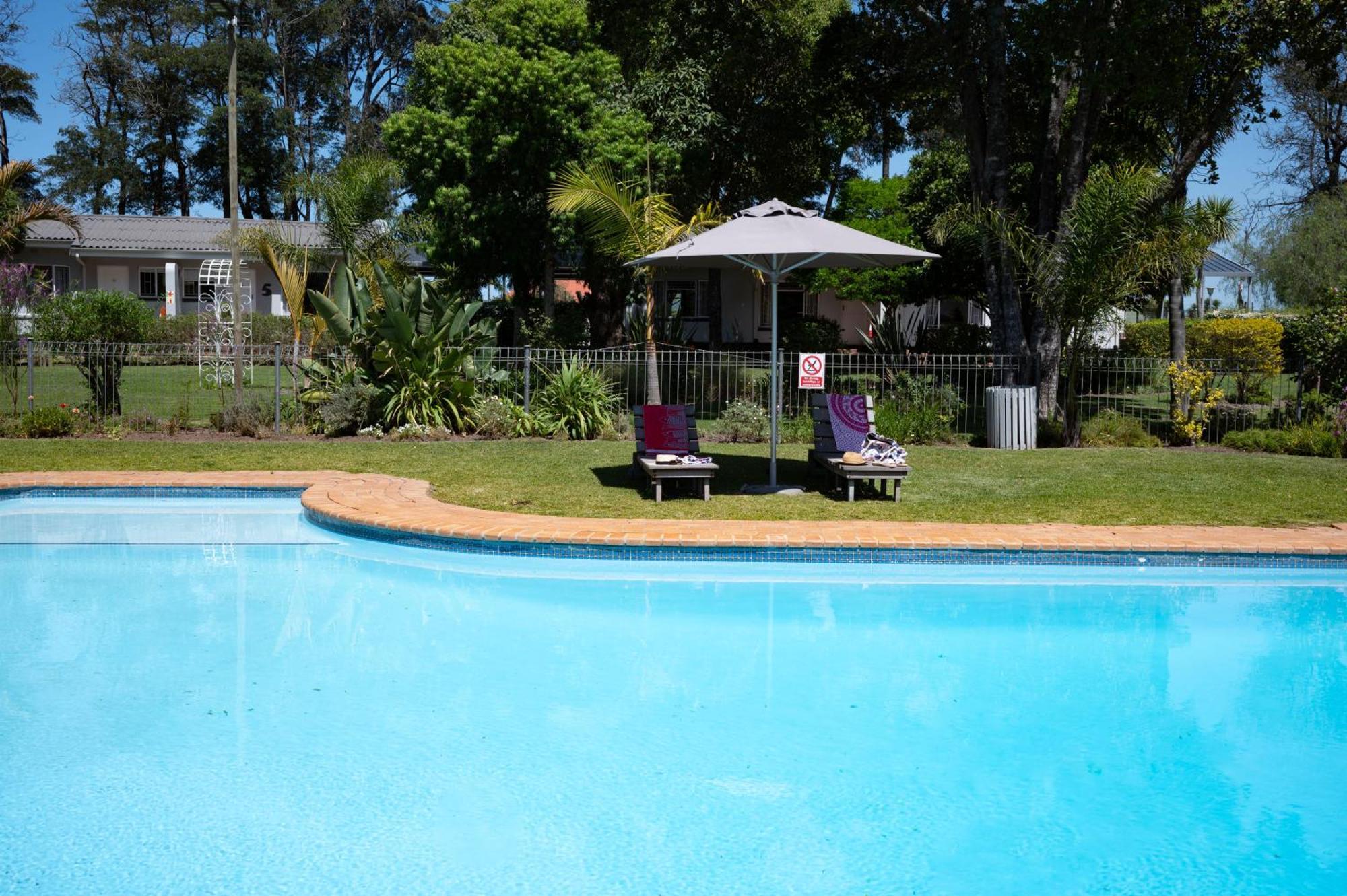 Pine Lodge George Exteriér fotografie